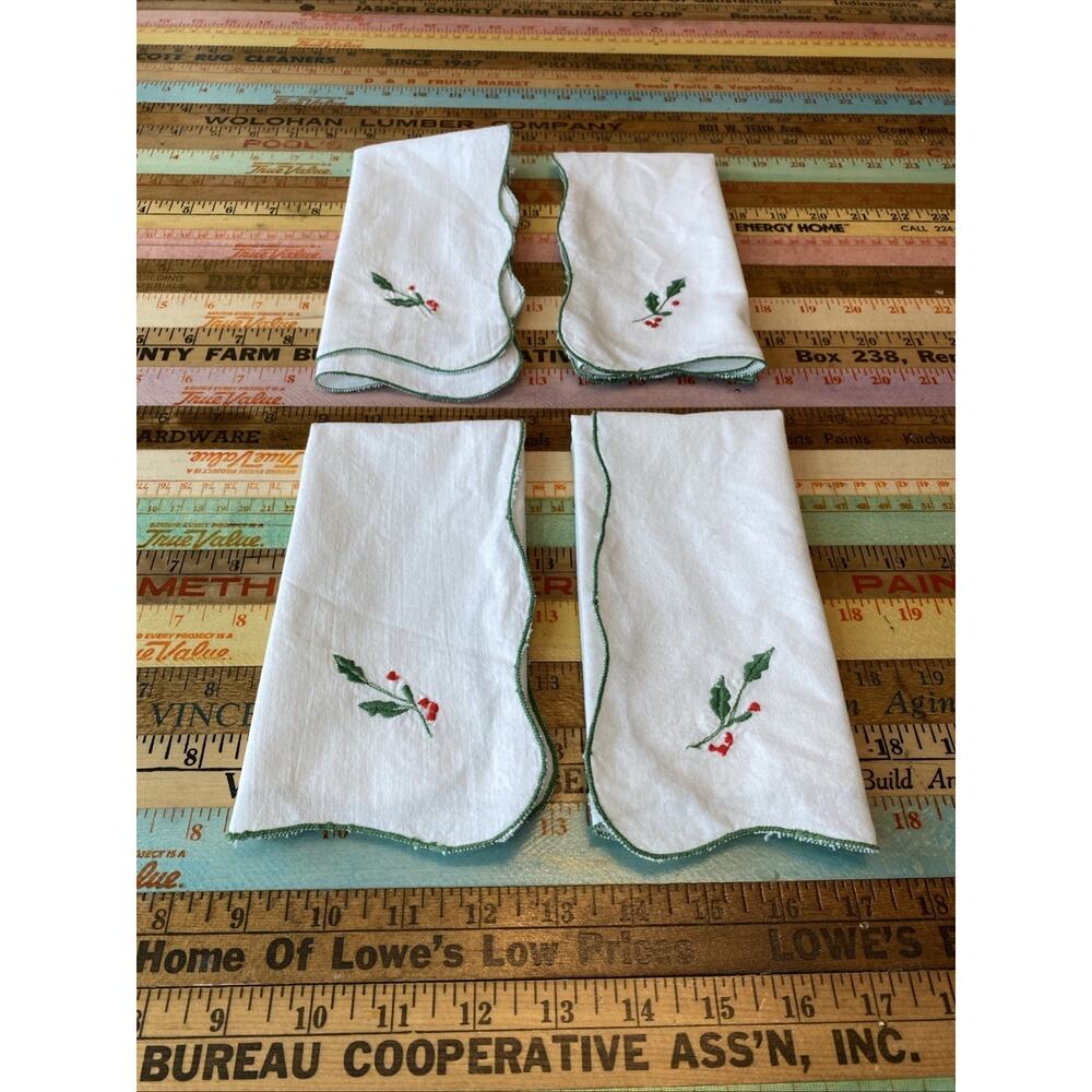Vintage Christmas‎ Napkins Cloth Set 4 Red Holly Poinsettia Cotton Retro - Picture 4 of 10